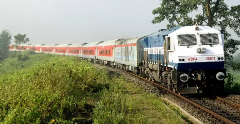 India-Bhutan Railway: कोकराझार-गेलेफू लाइन तीन साल में पूरी हो जाएगी India-Bhutan Railway: कोकराझार-गेलेफू लाइन तीन साल में पूरी हो जाएगी