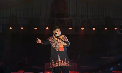 इंडियन आइडल फेम कलाकारों की प्रस्तुति से गूंज उठा सिरपुर महोत्सव इंडियन आइडल फेम कलाकारों की प्रस्तुति से गूंज उठा सिरपुर महोत्सव