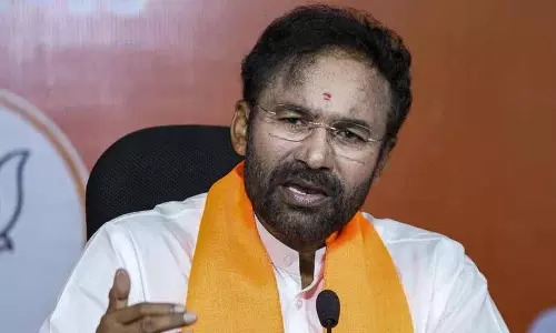 Gadwal नगर पालिका के सात वार्डों में कांग्रेस के नामांकन को लेकर अनिश्चितता Gadwal नगर पालिका के सात वार्डों में कांग्रेस के नामांकन को लेकर अनिश्चितता
