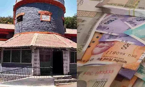Amravati नगर निगम पर 350 करोड़ रुपये का कर्ज, रोज़ाना के खर्चों को लेकर चिंता Amravati नगर निगम पर 350 करोड़ रुपये का कर्ज, रोज़ाना के खर्चों को लेकर चिंता