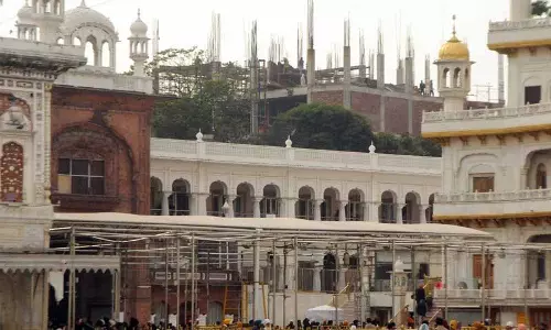 SGPC ने गोल्डन टेम्पल कॉम्प्लेक्स के पास बिल्डिंग का निर्माण फिर से शुरू किया