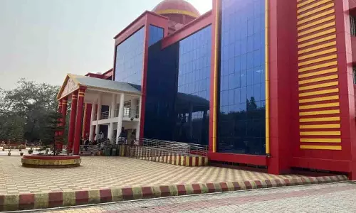 Jaipur: वकील ने पुलिस पर मारपीट का आरोप लगाया Jaipur: वकील ने पुलिस पर मारपीट का आरोप लगाया