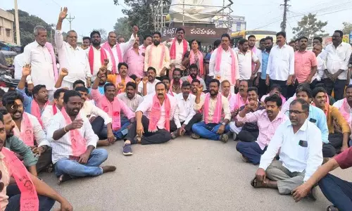 अनिवार्य नामांकन वापस लेना Congress के अत्याचार की पराकाष्ठा अनिवार्य नामांकन वापस लेना Congress के अत्याचार की पराकाष्ठा