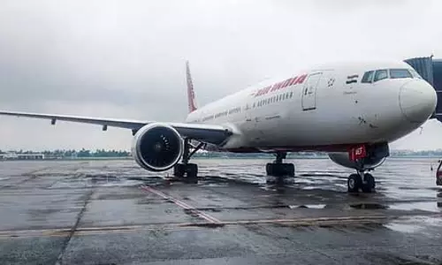 एयर इंडिया के बोइंग बी787-8 विमान का फ्यूल कटऑफ स्विच सामान्य : नागर विमानन मंत्रालय एयर इंडिया के बोइंग बी787-8 विमान का फ्यूल कटऑफ स्विच सामान्य : नागर विमानन मंत्रालय
