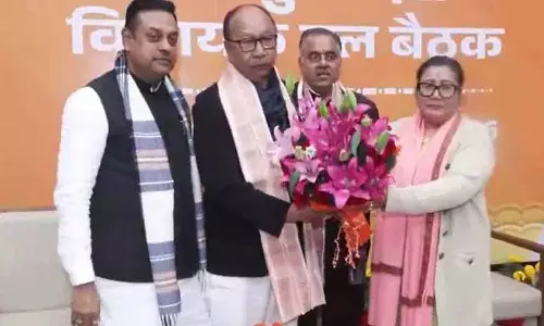युमनाम खेमचंद सिंह को Manipur का मुख्यमंत्री नियुक्त किया गया युमनाम खेमचंद सिंह को Manipur का मुख्यमंत्री नियुक्त किया गया