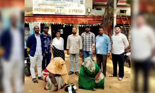 Hyderabad में ड्रग्स तस्करी के आरोप में 2 महिलाएं गिरफ्तार