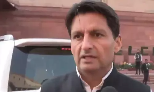 कांग्रेस नेता दीपेंद्र हुड्डा ने India-चीन मुद्दे पर विपक्ष के नेता को चुप कराने के लिए सरकार की आलोचना की