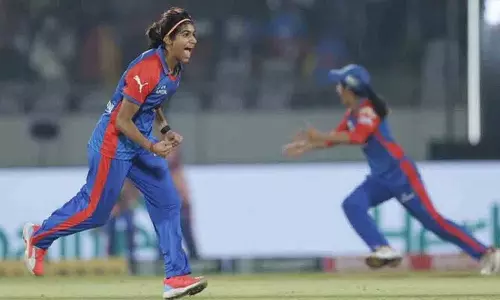 नंदनी Hattrick से चूकीं, गुजरात ने चार बड़े विकेट गंवाए नंदनी Hattrick से चूकीं, गुजरात ने चार बड़े विकेट गंवाए