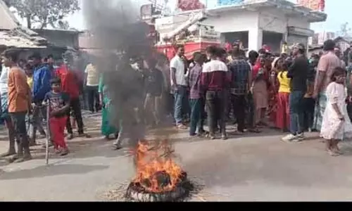 साहिबगंज: जमीन विवाद में शख्स की पीट-पीटकर हत्या, चार आरोपी हिरासत में साहिबगंज: जमीन विवाद में शख्स की पीट-पीटकर हत्या, चार आरोपी हिरासत में