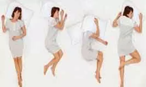 सही सोने की पोज़िशन से दूर हों Health के दर्द और समस्याएं सही सोने की पोज़िशन से दूर हों Health के दर्द और समस्याएं