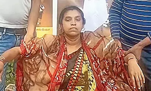 Hearing की कतार में एक बीमार गर्भवती महिला समेत 3 लोग शामिल Hearing की कतार में एक बीमार गर्भवती महिला समेत 3 लोग शामिल