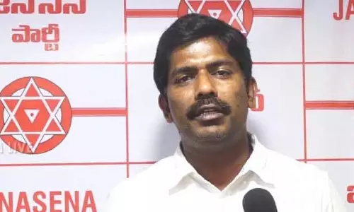 जन सेना कॉर्पोरेटर Murthy Yadav ने 25,000 रुपये का गिफ्ट कूपन लौटा दिया