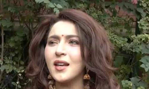 सनातन को बदनाम करने वालों पर भड़कीं इशिका तनेजा, बोलीं- भाव सही होगा तो धर्म खुद अपनाएगा सनातन को बदनाम करने वालों पर भड़कीं इशिका तनेजा, बोलीं- भाव सही होगा तो धर्म खुद अपनाएगा