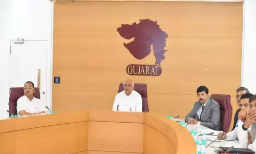 Gujarat के मुख्यमंत्री भूपेंद्र पटेल ने मानसून से पहले जल संरक्षण की अग्रिम योजना बनाने का आग्रह किया Gujarat के मुख्यमंत्री भूपेंद्र पटेल ने मानसून से पहले जल संरक्षण की अग्रिम योजना बनाने का आग्रह किया