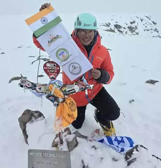 Arunachal: कबाक यानो ने माउंट अकोंकागुआ पर चढ़ाई की Arunachal: कबाक यानो ने माउंट अकोंकागुआ पर चढ़ाई की