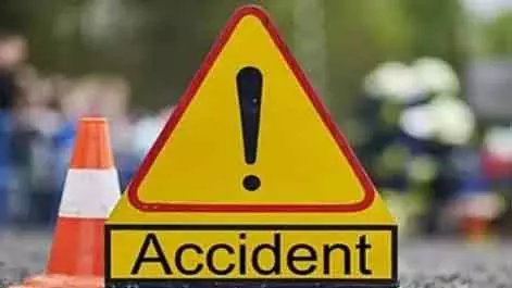 नाबालिग ने कथित तौर पर मर्सिडीज को कोस्टल Road टनल में घुसा दिया, महिला घायल नाबालिग ने कथित तौर पर मर्सिडीज को कोस्टल Road टनल में घुसा दिया, महिला घायल