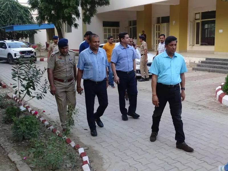 ऑल इंडिया Police टी20 टूर्नामेंट की तैयारियां ज़ोरों पर हैं ऑल इंडिया Police टी20 टूर्नामेंट की तैयारियां ज़ोरों पर हैं