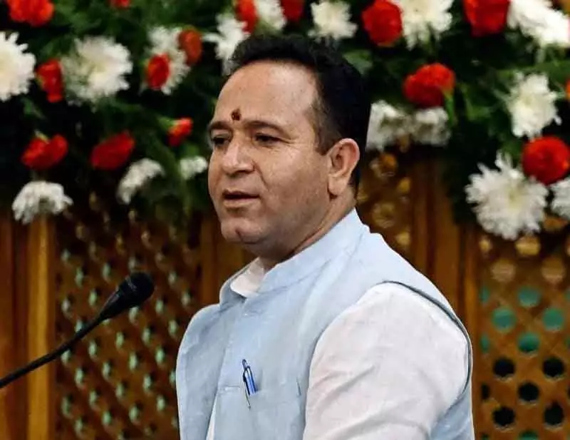 Jammu -Kashmir सरकार के दस्तावेज़ से समाज के सभी वर्ग निराश हैं: विपक्ष के नेता Jammu -Kashmir सरकार के दस्तावेज़ से समाज के सभी वर्ग निराश हैं: विपक्ष के नेता
