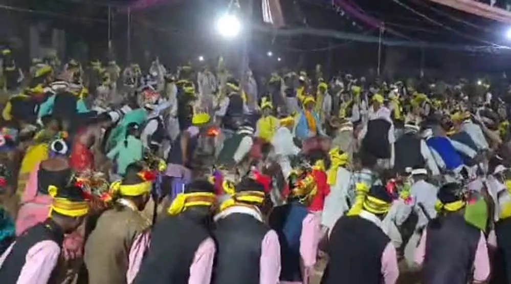 Khamtara: नारायण सिंह पट्टा ने शैला महोत्सव को बनाया यादगार Khamtara: नारायण सिंह पट्टा ने शैला महोत्सव को बनाया यादगार