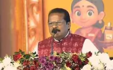 BJD ने आधिकारिक कार्यक्रम में टिप्पणियों के लिए Odisha कलेक्टर को निशाना बनाया BJD ने आधिकारिक कार्यक्रम में टिप्पणियों के लिए Odisha कलेक्टर को निशाना बनाया
