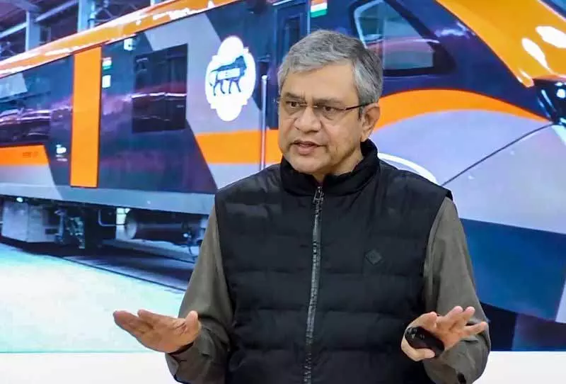 Vaishnav ने सुक्खू सरकार से अपर्याप्त समर्थन पर सवाल उठाया Vaishnav ने सुक्खू सरकार से अपर्याप्त समर्थन पर सवाल उठाया