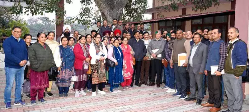 Himachal Deputy CM ने हरोली पंचायतों में काम जारी रखने का आदेश दिया Himachal Deputy CM ने हरोली पंचायतों में काम जारी रखने का आदेश दिया