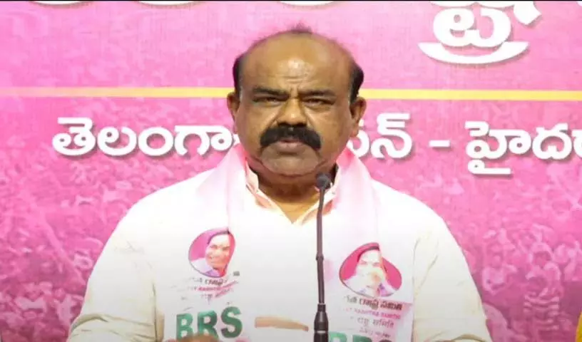 सिरिकोंडा मधुसूदन चारी ने रेवंत पर Justice Reddy की सलाह को नजरअंदाज करने का आरोप लगाया सिरिकोंडा मधुसूदन चारी ने रेवंत पर Justice Reddy की सलाह को नजरअंदाज करने का आरोप लगाया