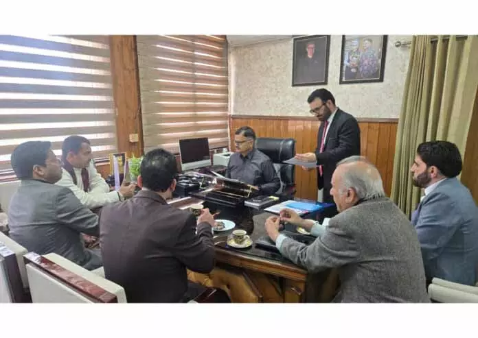 विधायकों ने अहम विकास मुद्दों पर चर्चा करने के लिए Javed Rana से मुलाकात की विधायकों ने अहम विकास मुद्दों पर चर्चा करने के लिए Javed Rana से मुलाकात की