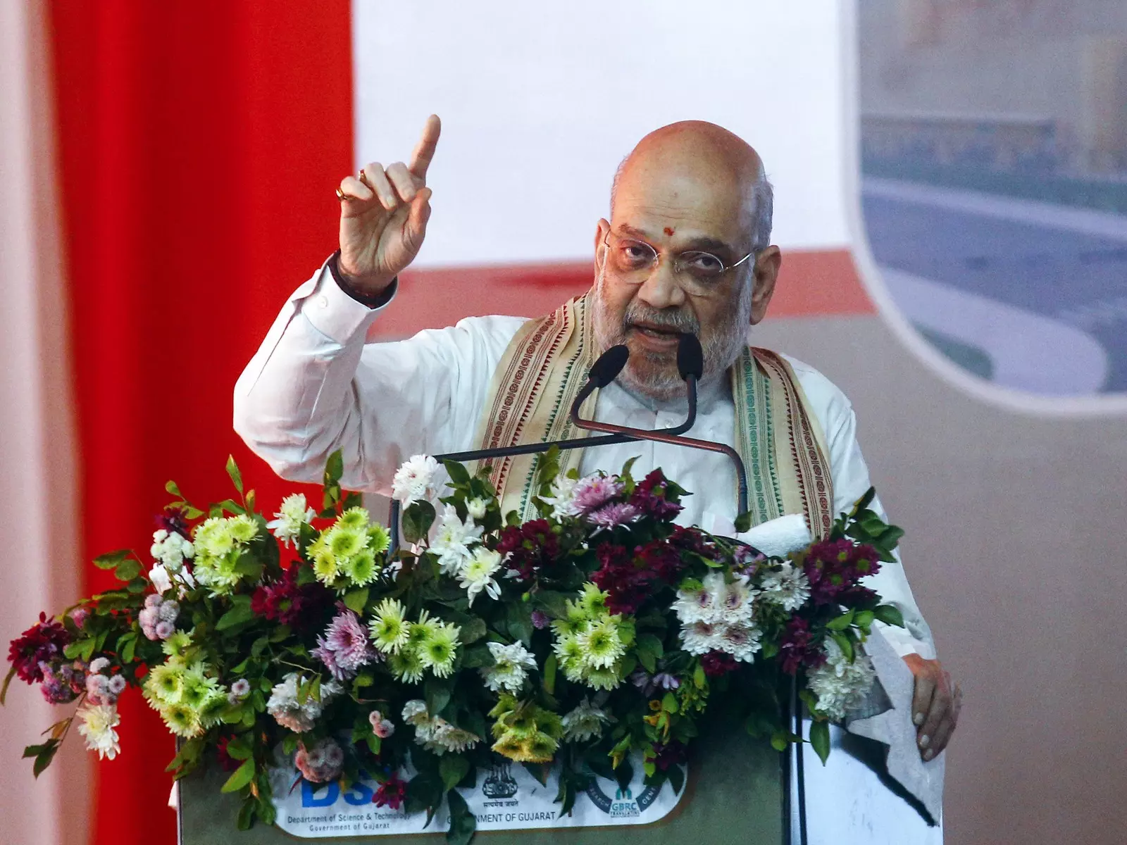 अमित शाह ने व्यापार समझौते के लिए PM मोदी और अमेरिकी राष्ट्रपति ट्रम्प को बधाई दी अमित शाह ने व्यापार समझौते के लिए PM मोदी और अमेरिकी राष्ट्रपति ट्रम्प को बधाई दी