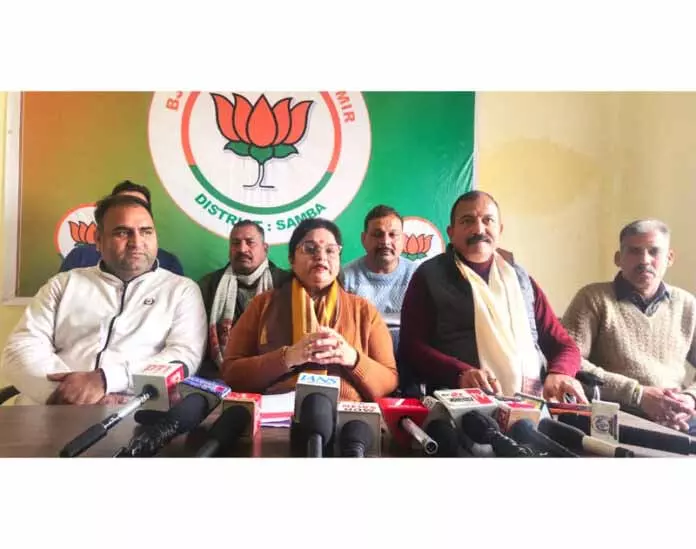 प्रिया ने केंद्रीय बजट 2026-27 को J&K के लिए परिवर्तनकारी बताया प्रिया ने केंद्रीय बजट 2026-27 को J&K के लिए परिवर्तनकारी बताया