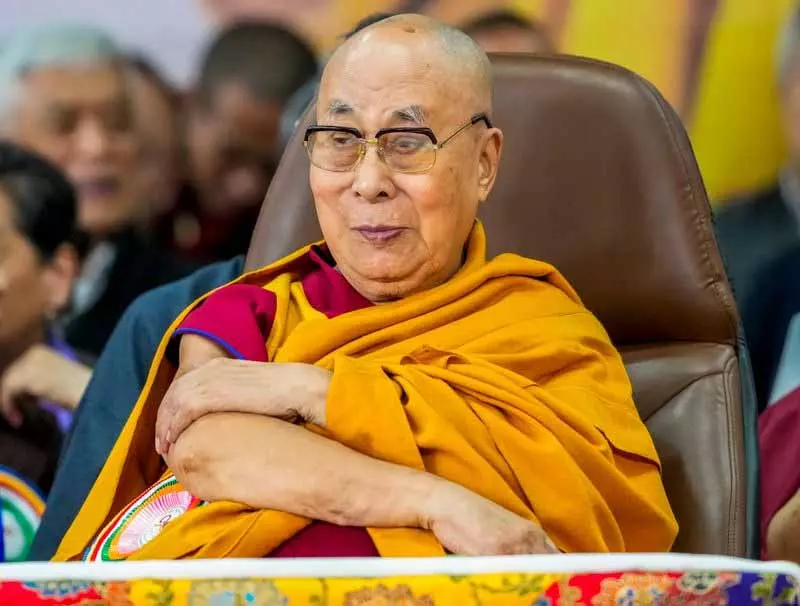 Dalai Lama ने 90 साल की उम्र में स्पोकन-वर्ड एल्बम के लिए ग्रैमी जीता Dalai Lama ने 90 साल की उम्र में स्पोकन-वर्ड एल्बम के लिए ग्रैमी जीता
