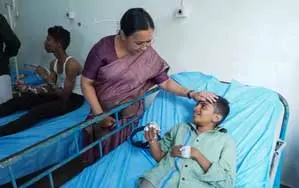 चुनाव से पहले हेल्थ पर 1,800 करोड़ रुपए का खर्च, वेलफेयर और इंफ्रास्ट्रक्चर पर जोर चुनाव से पहले हेल्थ पर 1,800 करोड़ रुपए का खर्च, वेलफेयर और इंफ्रास्ट्रक्चर पर जोर