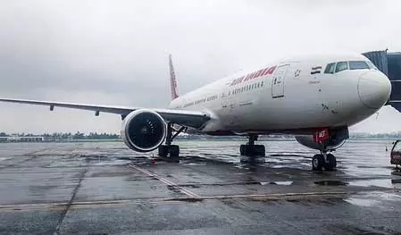 एयर इंडिया के बोइंग बी787-8 विमान का फ्यूल कटऑफ स्विच सामान्य : नागर विमानन मंत्रालय एयर इंडिया के बोइंग बी787-8 विमान का फ्यूल कटऑफ स्विच सामान्य : नागर विमानन मंत्रालय