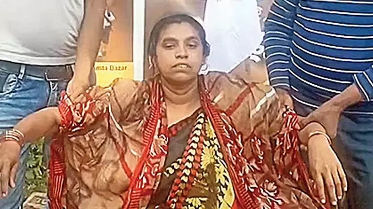 Hearing की कतार में एक बीमार गर्भवती महिला समेत 3 लोग शामिल Hearing की कतार में एक बीमार गर्भवती महिला समेत 3 लोग शामिल