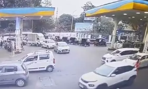 Pune: शहजाद पूनावाला की मां पुणे में ‘जानबूझकर’ हिट-एंड-रन में गंभीर रूप से घायल