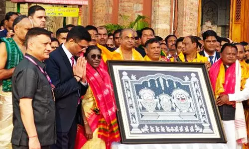 राष्ट्रपति द्रौपदी मुर्मू ने पुरी जगन्नाथ मंदिर में पूजा-अर्चना की, सुबह 10 बजे तक आम दर्शन बंद