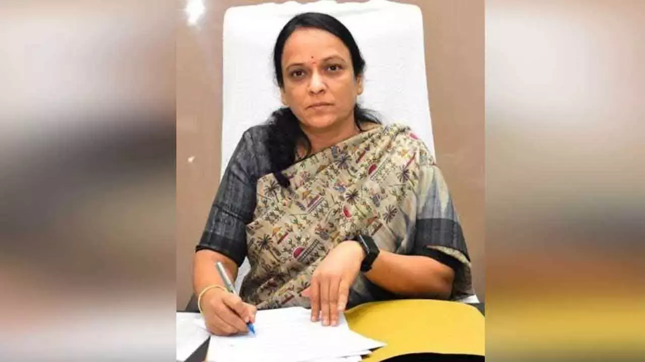 Telangana: कलेक्टर के अस्पताल दौरे से मरीज़ों की देखभाल में कमियां सामने आईं Telangana: कलेक्टर के अस्पताल दौरे से मरीज़ों की देखभाल में कमियां सामने आईं