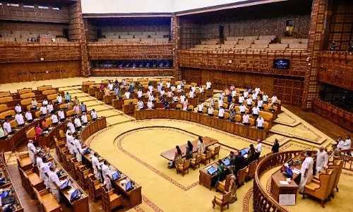 kerala: सबरीमाला गोल्ड केस पर केरल विधानसभा में हंगामा