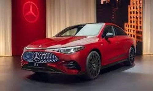 Mercedes-Benz CLA EV :अप्रैल 2026 में भारत में हो सकती है लॉन्च, जानें कितनी होगी कीमत