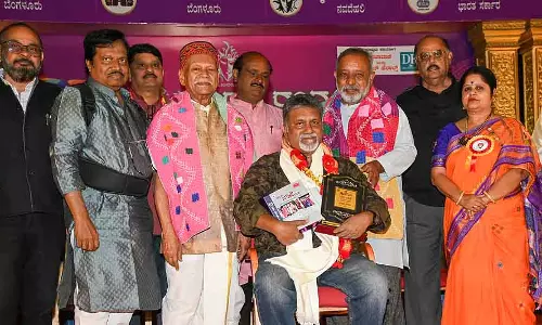 सामाजिक विकास के लिए थिएटर ज़रूरी है: Theatre artist सामाजिक विकास के लिए थिएटर ज़रूरी है: Theatre artist
