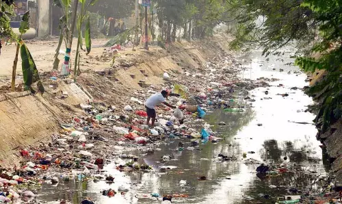 Jalandhar: कचरा फेंकने पर रोक लगाने के लिए बिस्त दोआब नहर के किनारे फेंसिंग प्रोजेक्ट शुरू