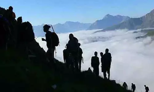 बजट 2026: J&K के ट्रेकिंग इकोसिस्टम की रक्षा के लिए इको-ट्रेल योजना बजट 2026: J&K के ट्रेकिंग इकोसिस्टम की रक्षा के लिए इको-ट्रेल योजना