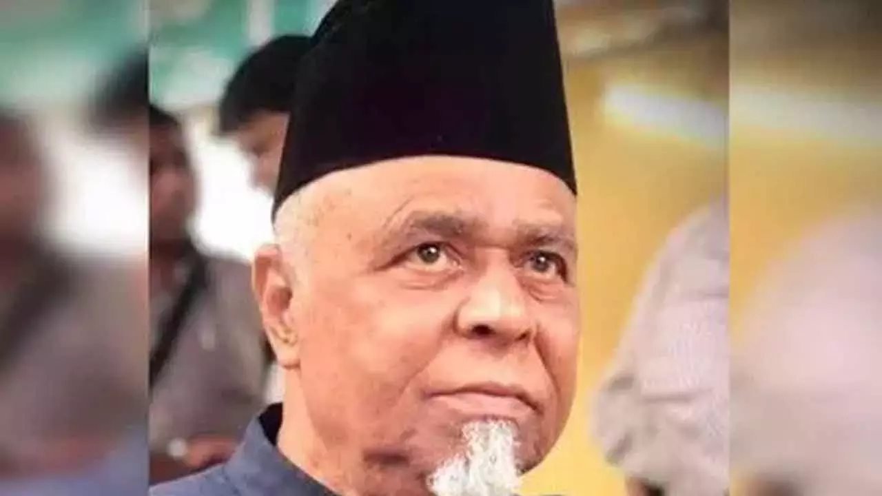 Telangana: पूर्व MIM MLA कादरी का निधन