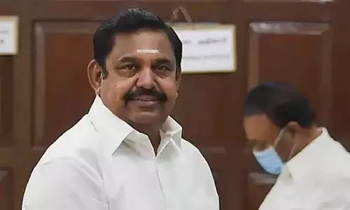 Edappadi ने अन्ना की कसम खाकर बुरी सरकार को हटाने का वादा किया Edappadi ने अन्ना की कसम खाकर बुरी सरकार को हटाने का वादा किया