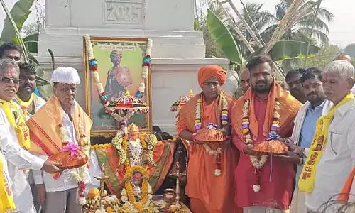 महापुरुषों को याद करें: अभिनव शिवानंद स्वामीजी महापुरुषों को याद करें: अभिनव शिवानंद स्वामीजी