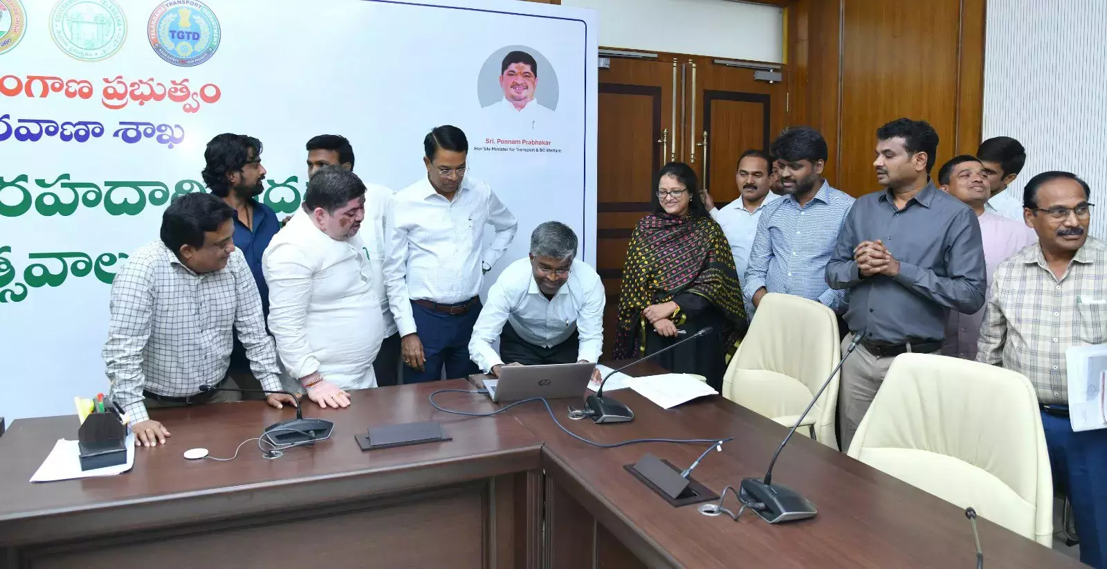 Telangana सचिवालय में रोड सेफ्टी प्लेज वेबसाइट लॉन्च की गई