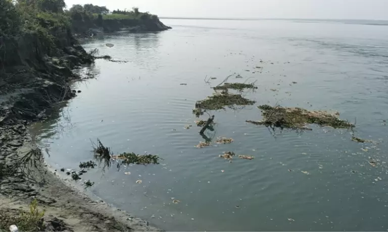 Assam: तिनसुकिया ब्रह्मपुत्र कटाव-नियंत्रण परियोजना में अनियमितताओं का आरोप Assam: तिनसुकिया ब्रह्मपुत्र कटाव-नियंत्रण परियोजना में अनियमितताओं का आरोप