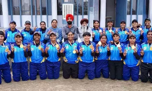 GNGC की लड़कियों ने सॉफ्टबॉल टूर्नामेंट जीता