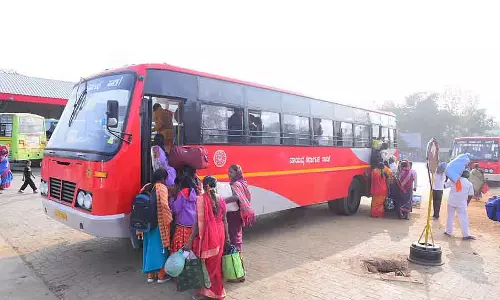Mylar Yatra : श्रद्धालुओं की यात्रा के लिए विशेष बस Mylar Yatra : श्रद्धालुओं की यात्रा के लिए विशेष बस