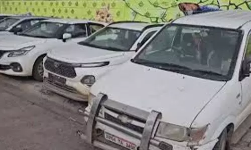 Indore: इंदौर पुलिस ने कार रेंटल घोटाला सुलझाया